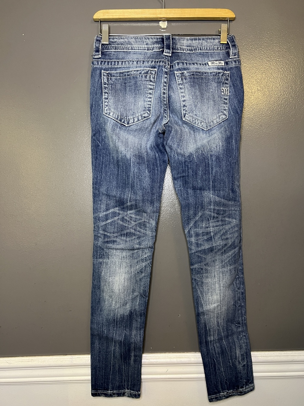 Miss Me Mid Rise Cuffed Skinny Jeans Womens 26 Medium Wash Blue Distressed Denim - Picture 4 of 13